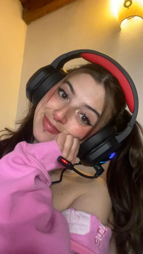 Waiting for you to come and play with me