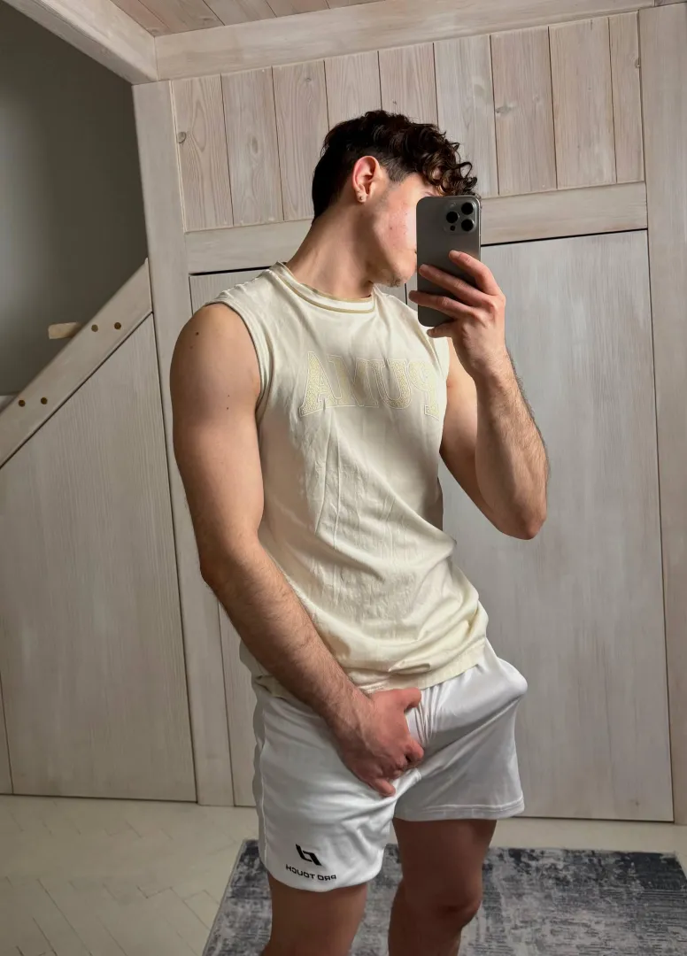 Wanna come grab it? 😏