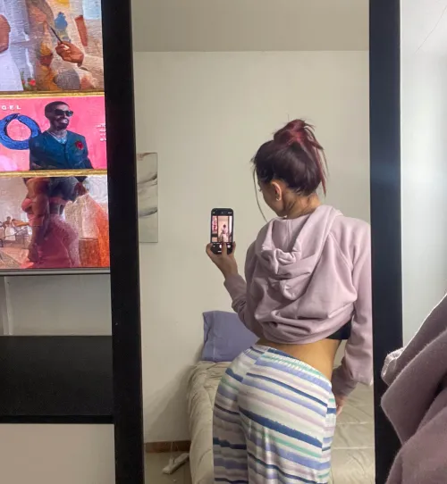 Wanna fix my messy hair bun… or make it even messier