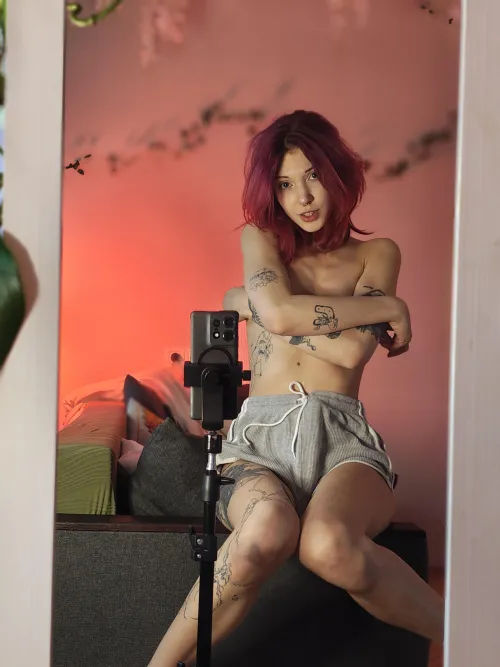 watch my naughty flash selfie and stroke till you explode