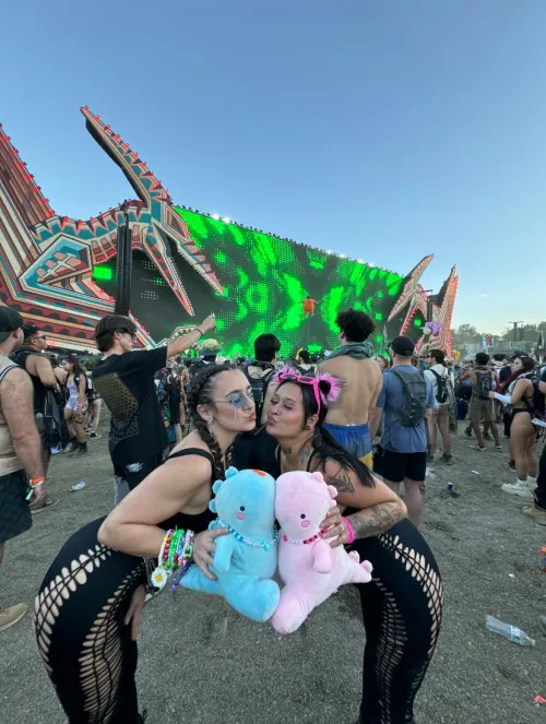 We look so cute in our matching fits with our dinos