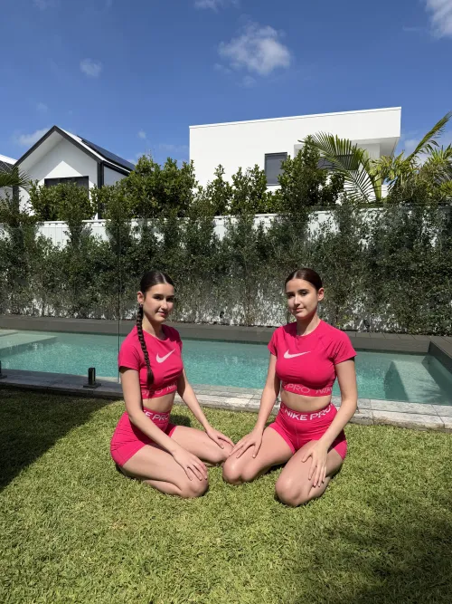 We play dirty… and we never play alone. 