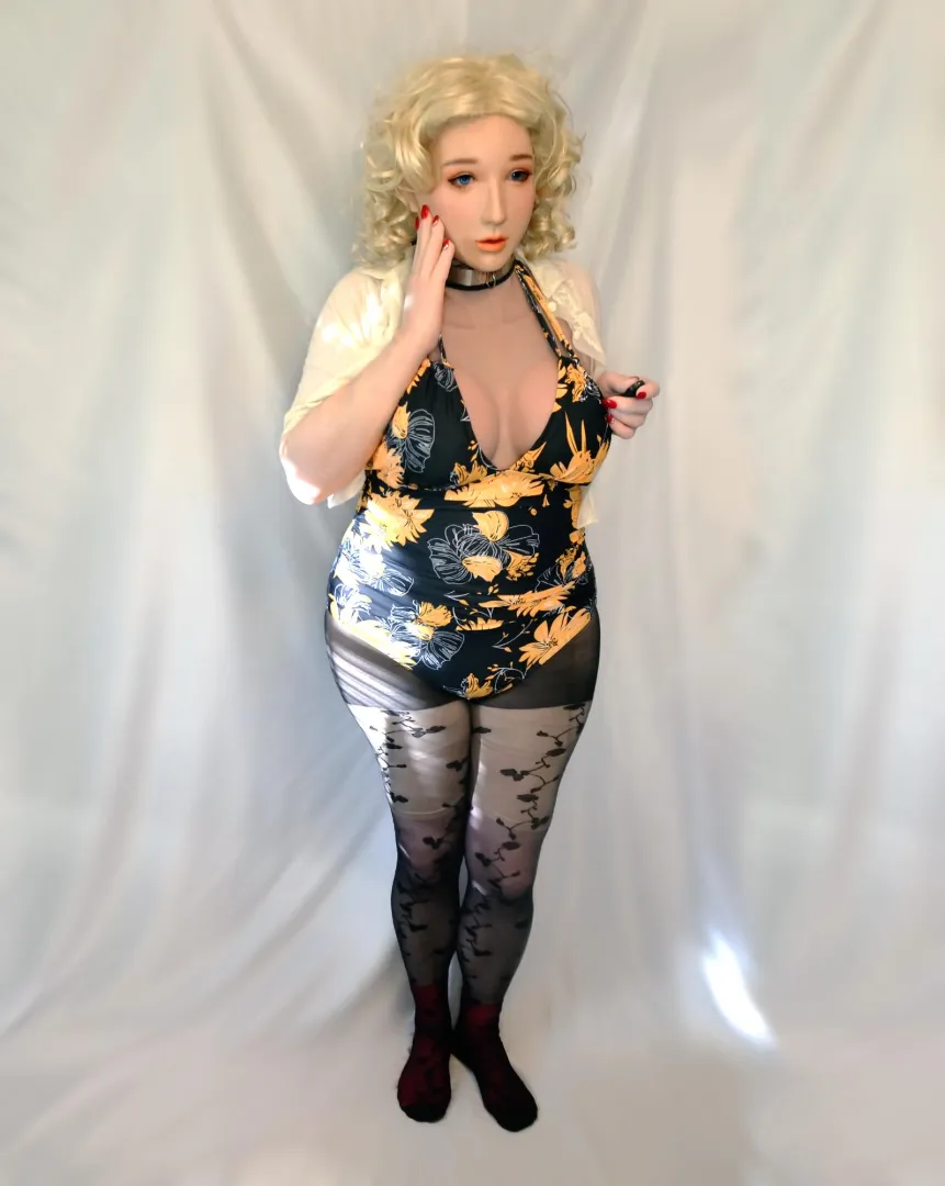 Wearing a silicone doll mask