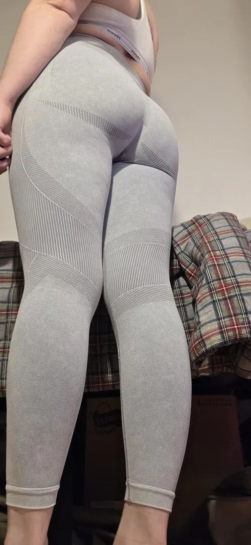 Weekend workout booty