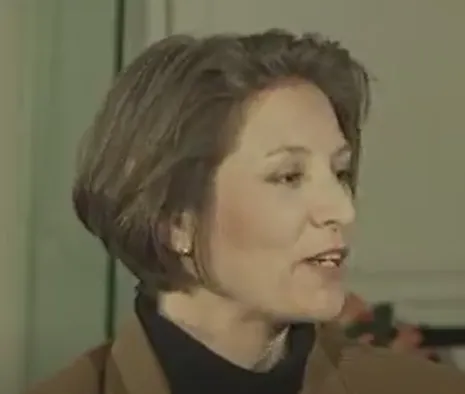 Weiß jemand mehr über diese Darstellerin aus den 1990er Jahren?