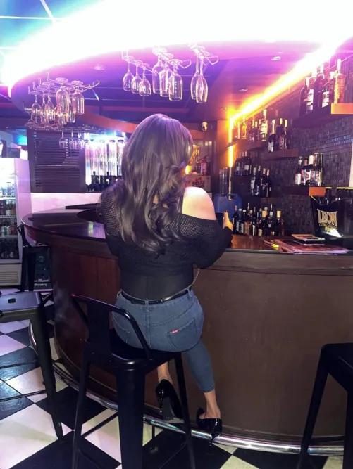 Went out with my girl bestie last night. She said I looked so girly while waiting at the bar and took a stolen shot of me.❤️