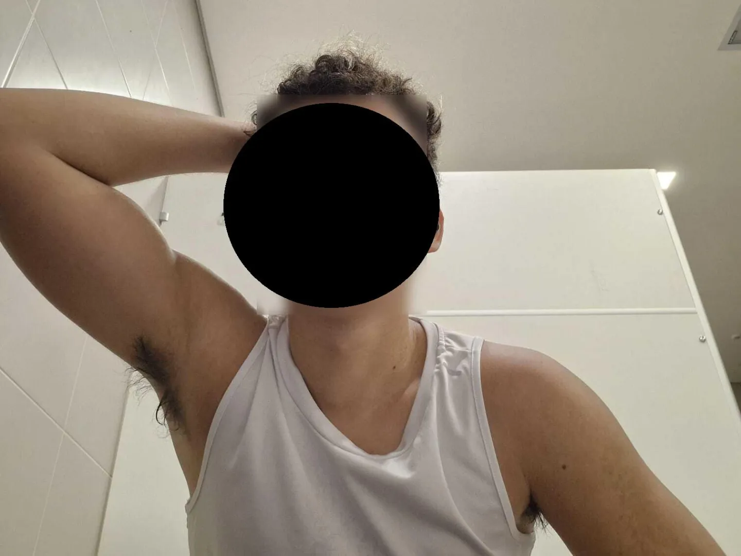 Wet and with no deodorant