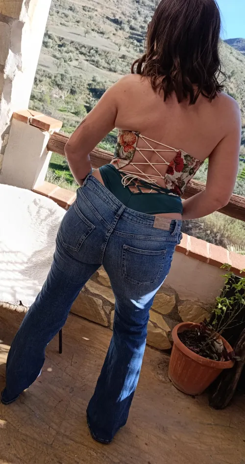 Whaletale, corset and jeans. One of my favourite combos!