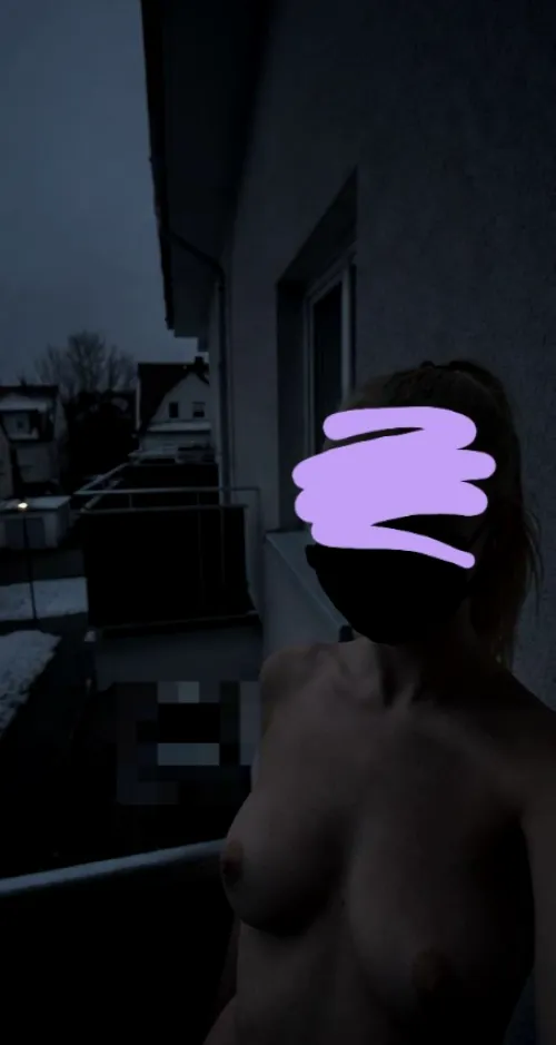 What would you call this energy? snapchat:lioraxenia