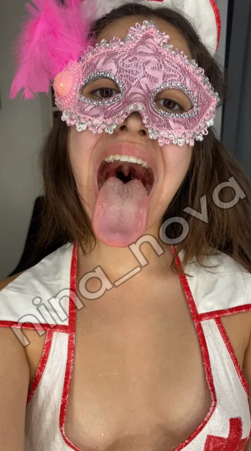 What would you say about my tongue?
