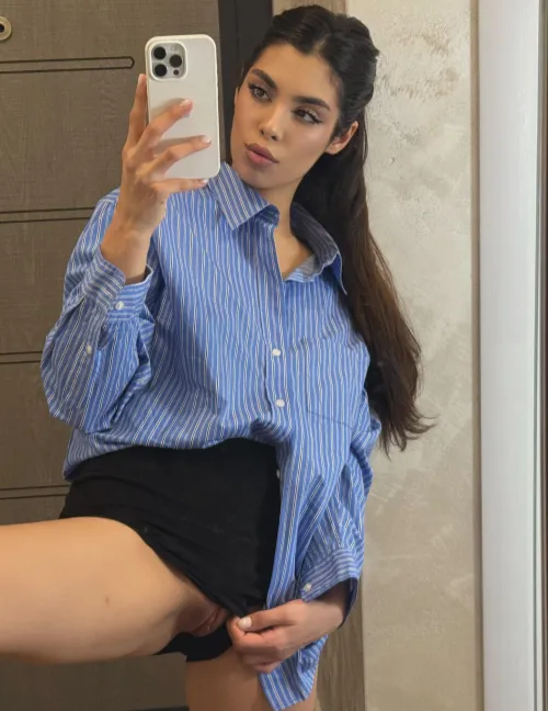 Whatever, I'm kinda into my boss