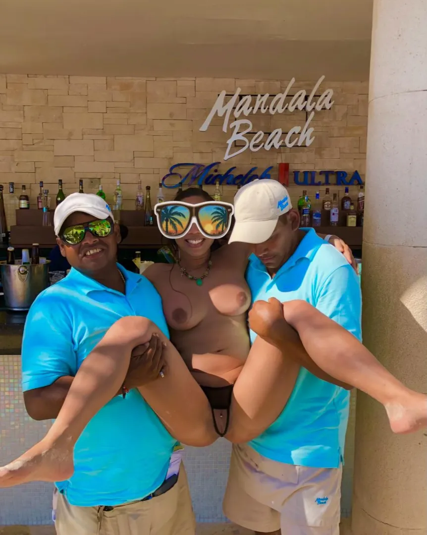 When the beach bar is busy and the staff need a pick up