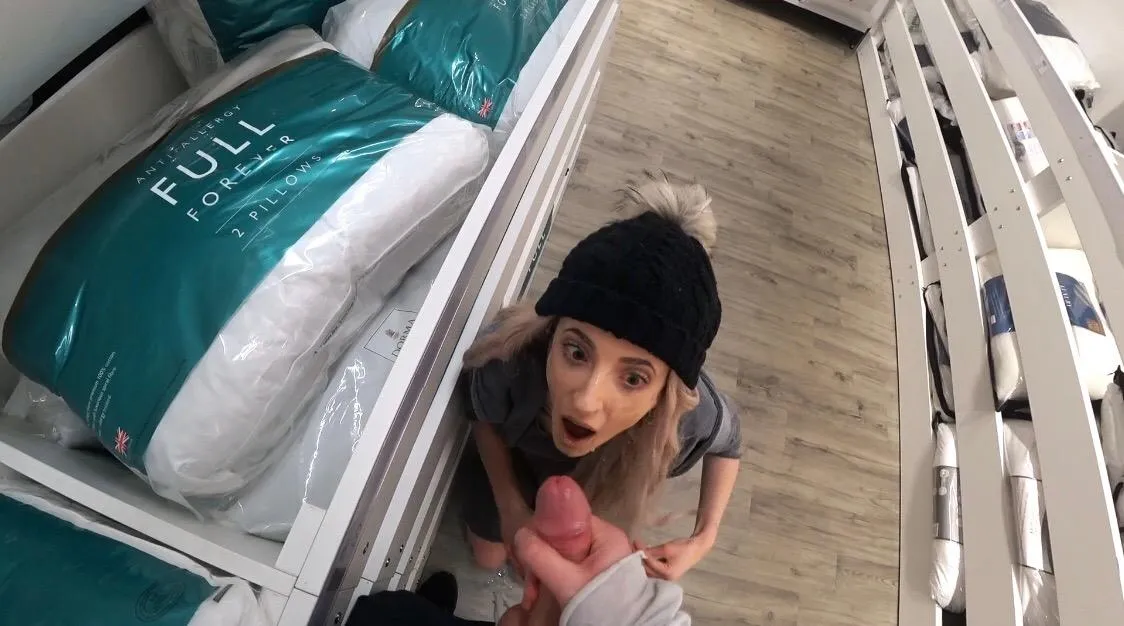 When the cumshot’s so good it makes you crosseyed  Public Facial + Cumwalk - Coming to Manyvids THIS THURSDAY!