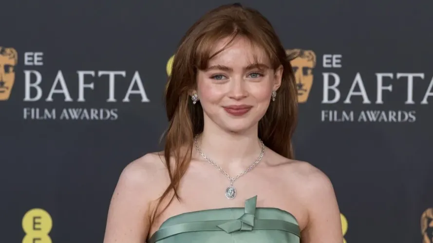 When you jerk off to Sadie, how you imagine her personality?