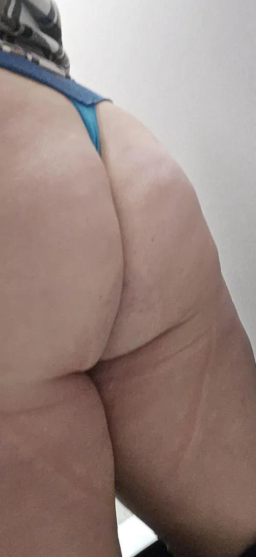 When your thong hides just right