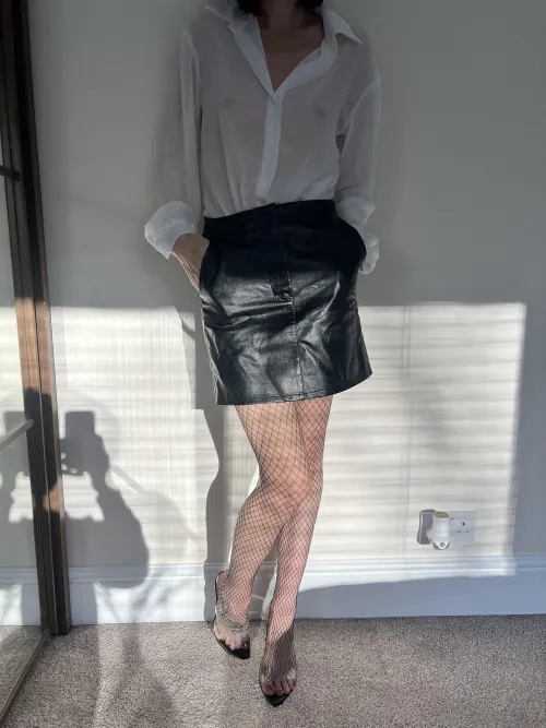 Where do your eyes go first