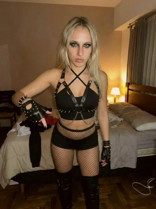 which hole would u put it in first?