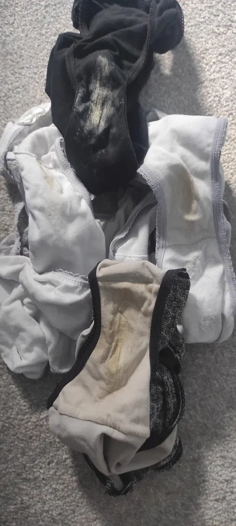 Which pair would you sniff first ? 