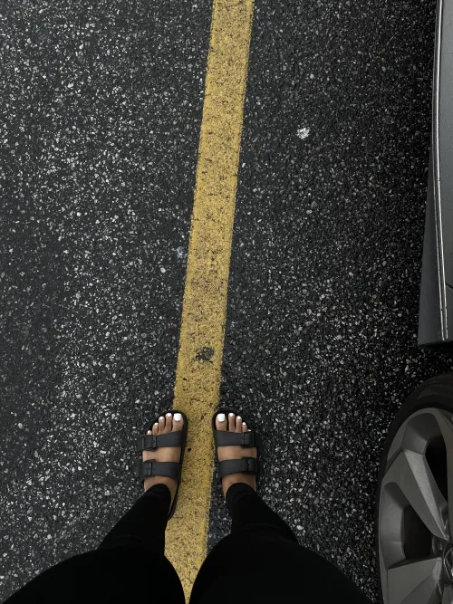 white toes are better