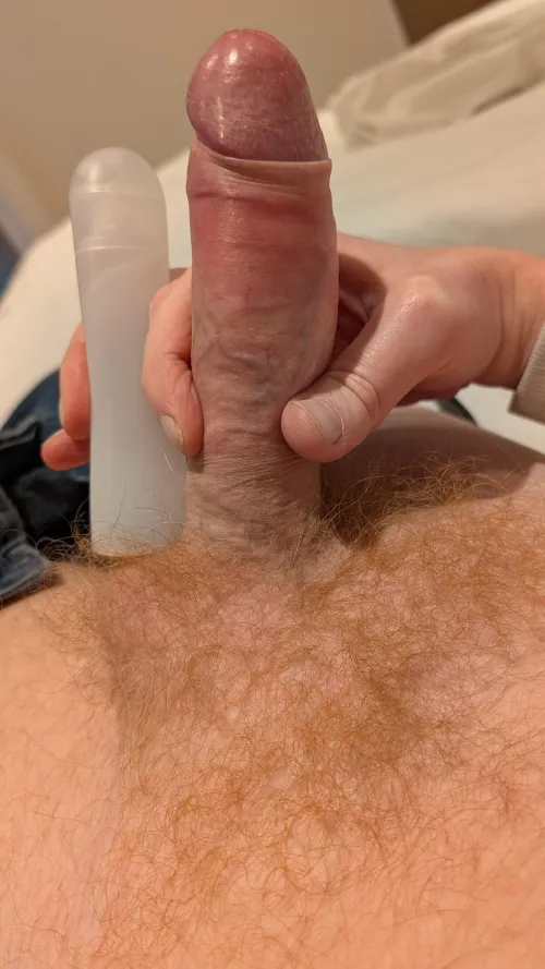 Who doesn't love a lubed up ginger willy? My DMs are open