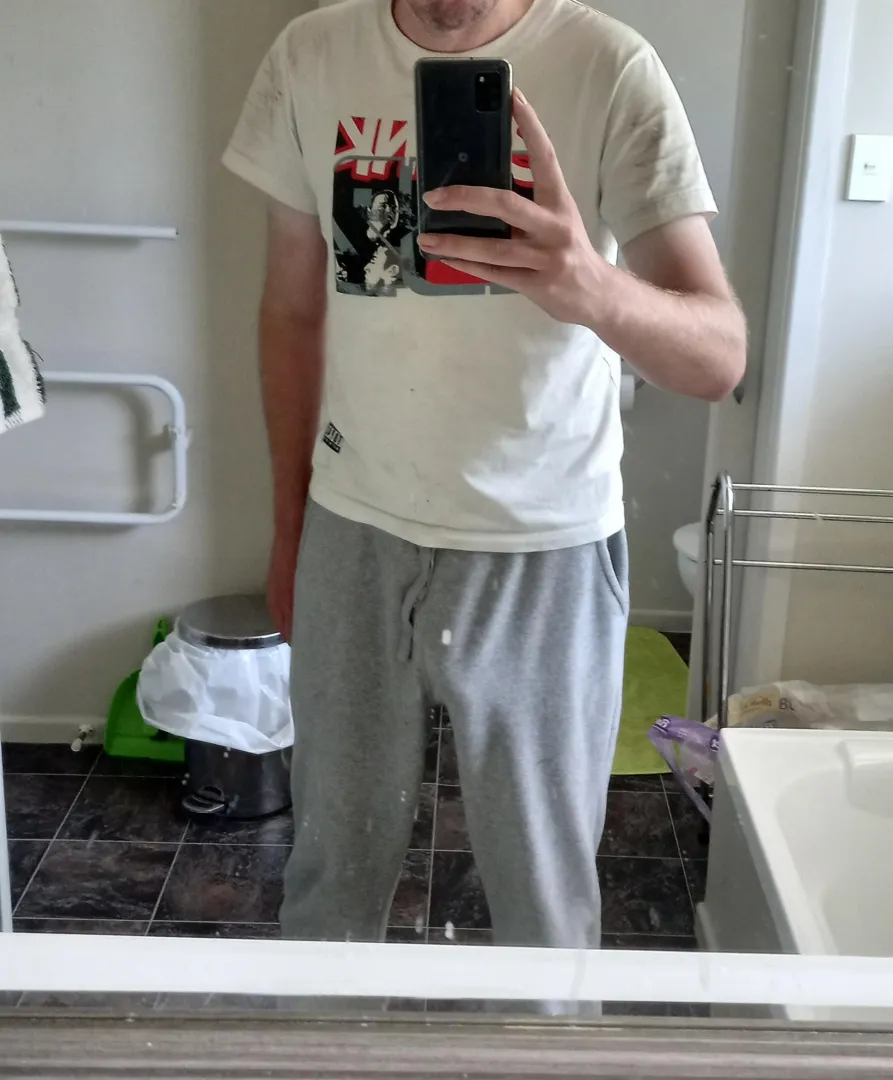 Who likes grey sweatpants?