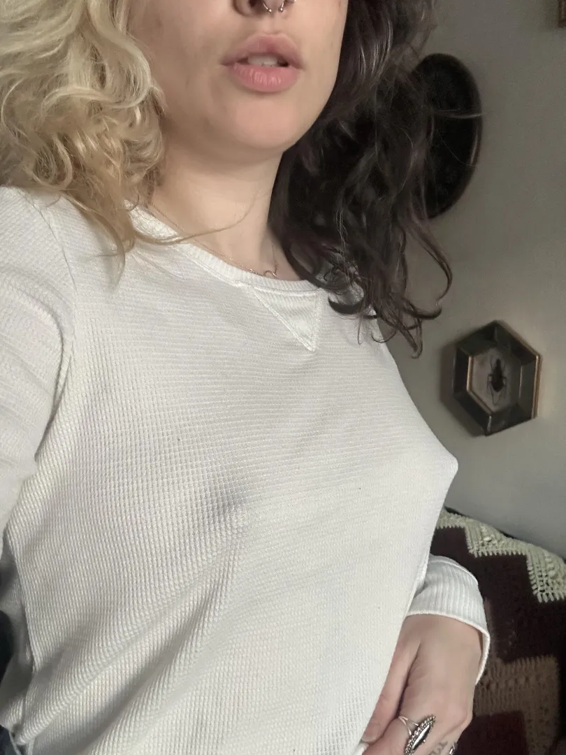 Who says a modest top can’t be sexy too? ;)