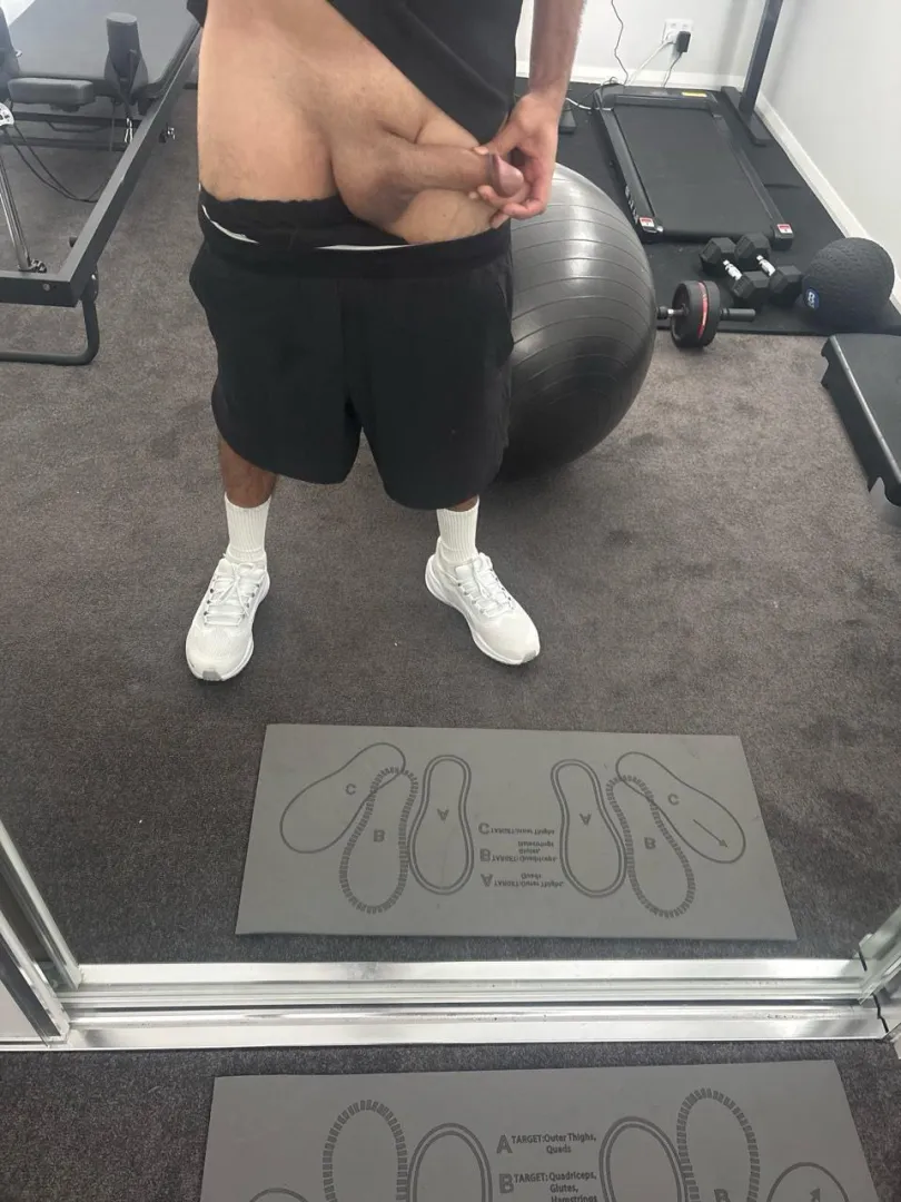 Who wants a lunchtime playdate? (M)