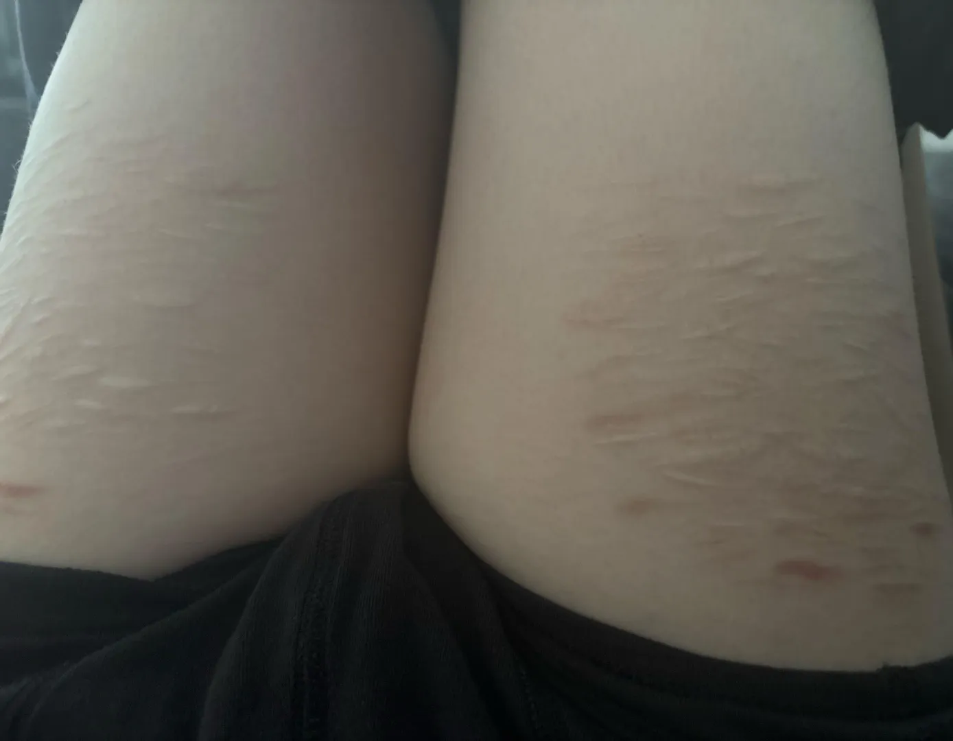 who wants a thigh job :3