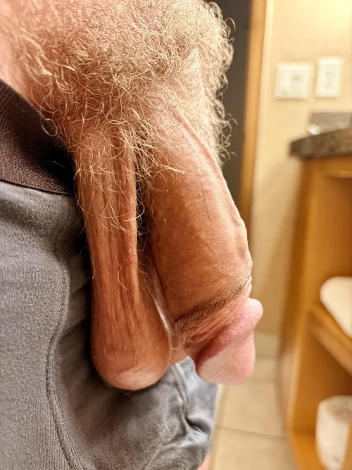 Who wants to an old dick (45) get hard…