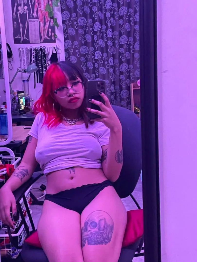 Who wants to bury their face on my body???