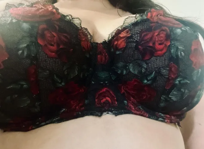 Who wants to cuddle with mommy?