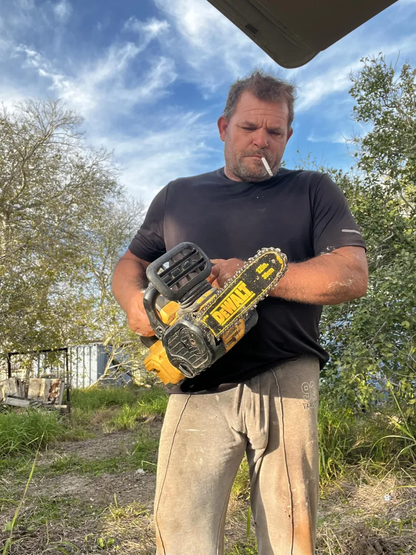 Who wants to help me with my Wood?