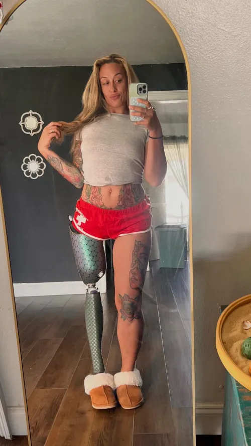 Who wants to lotion my stump?