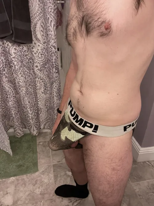 Who wants to sniff my bulge?