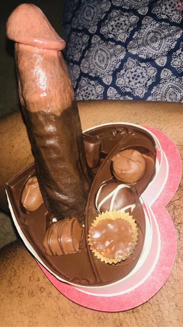 Whoops!!  You forgot your Valentine's Day chocolate..don't worry I have you covered!! ❤️34