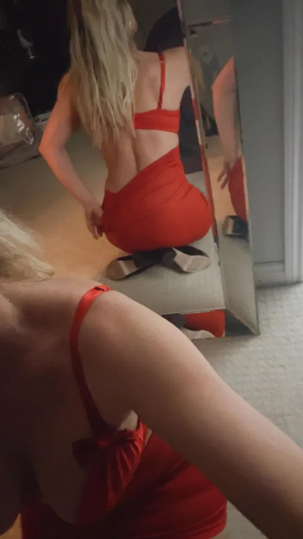 ???? Who’s going tonight?!?! ‍♀️