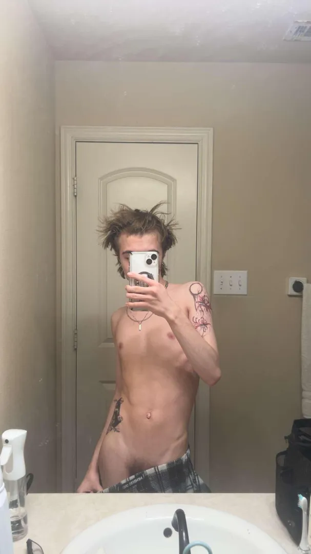 Who’s gonna shower with me