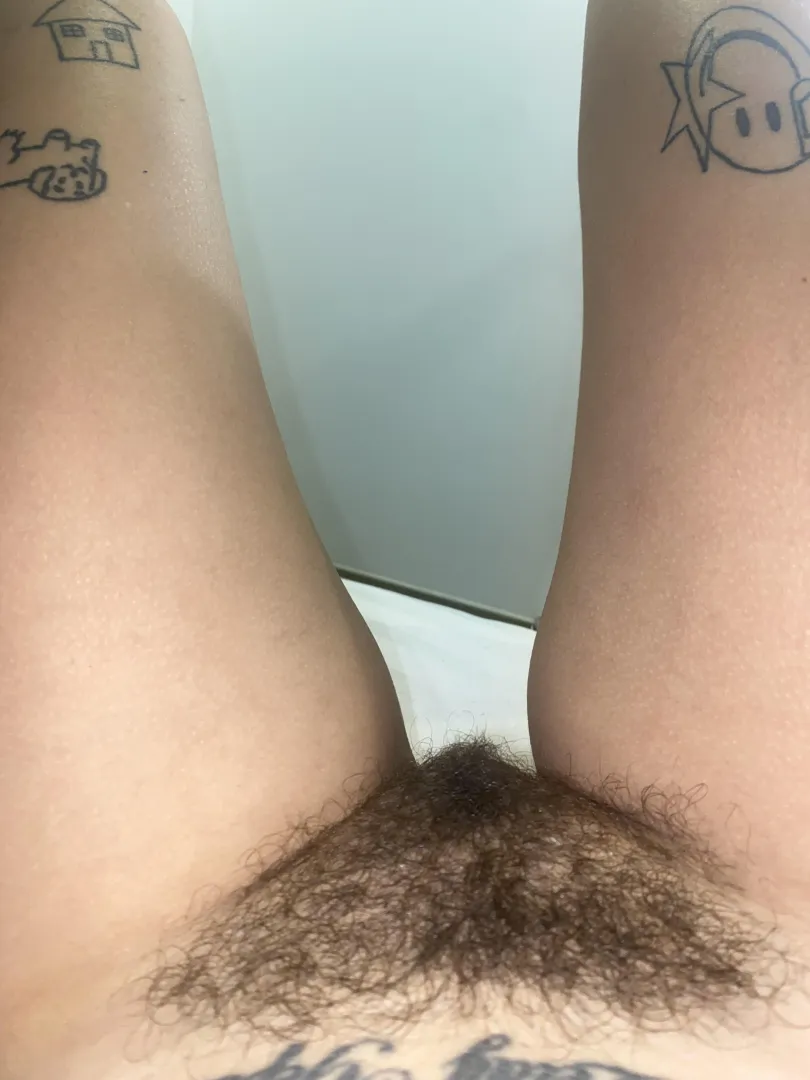 Who's into my full bush?