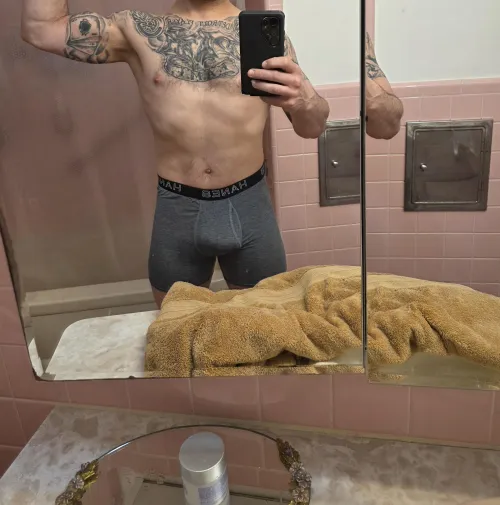 Who's near Clinton Township?