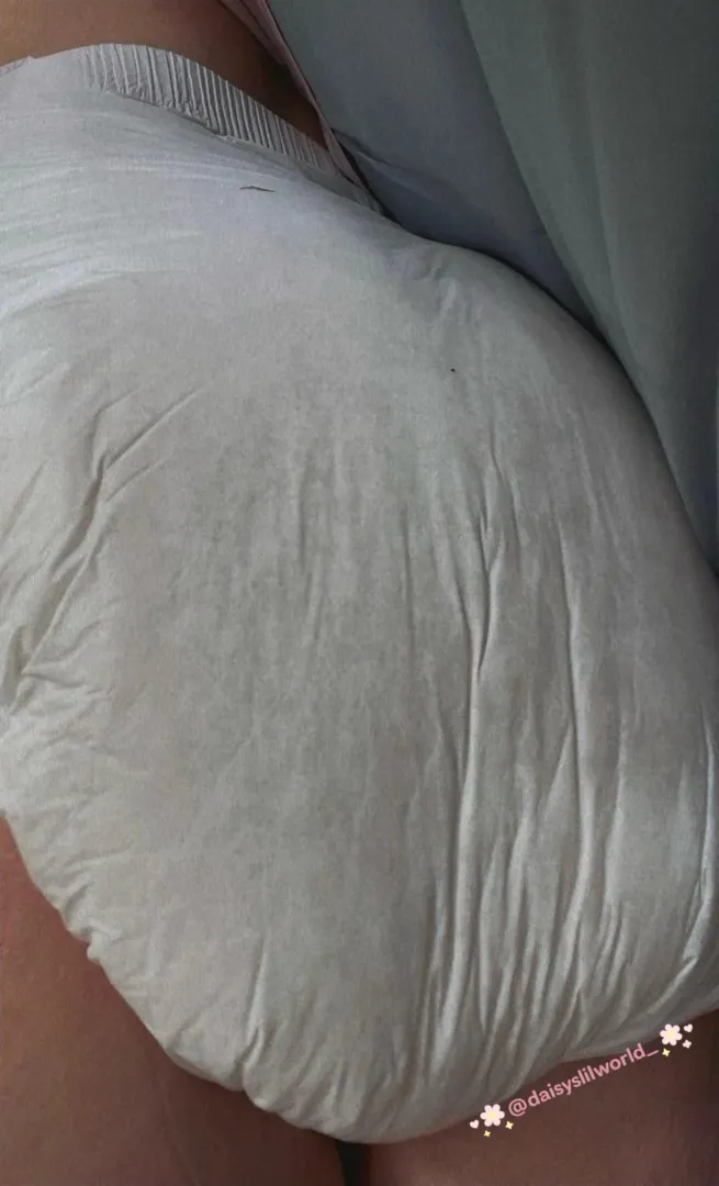 Why does my bottom feel so warm & squishy? Maybe it’s a good thing daddy keeps me in diapeys? 