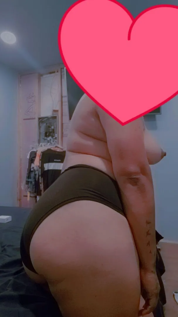 Wife looking to get gangbang tonight anyone that can host us she wants allylt least 5 guys the more the better bring condoms she a bbw 36 be at least 6 inch cock most send pic