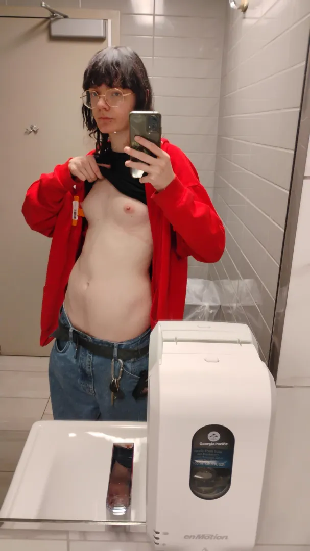 Wife played with me in the backroom of work today ミ⁠●⁠﹏⁠☉⁠ミ