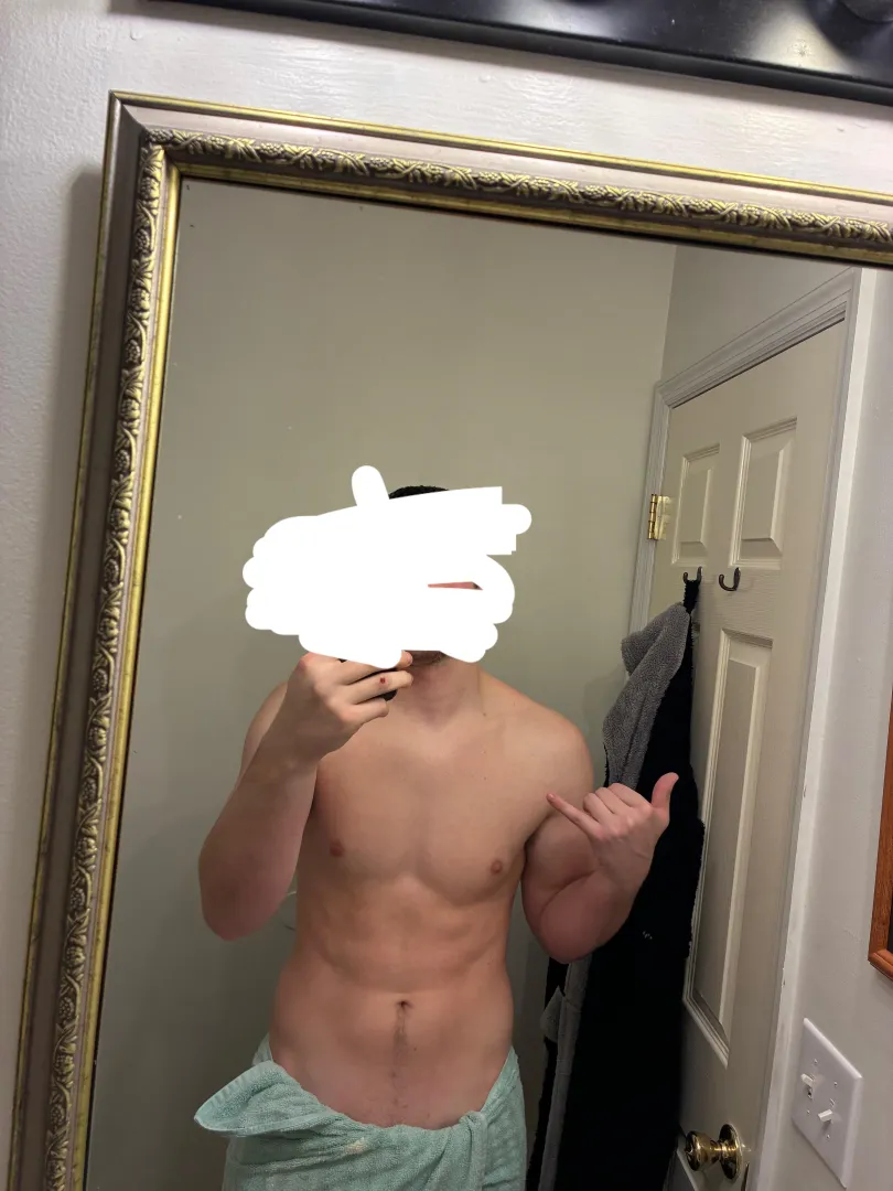 Will be in chatt area at 1 pm so hmu if you wanna have some fun!