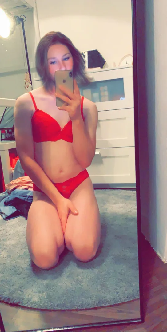 Will unbedingt mein erstes Mal mit einem Femboy haben 