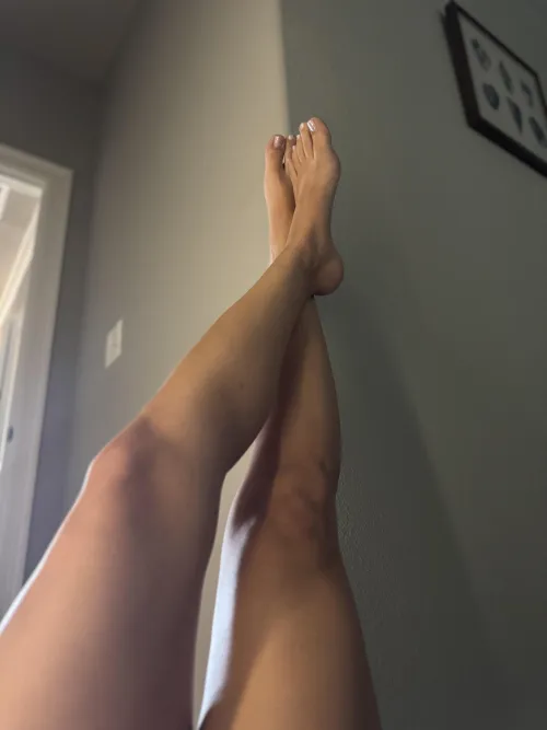 Will you rate my legs?