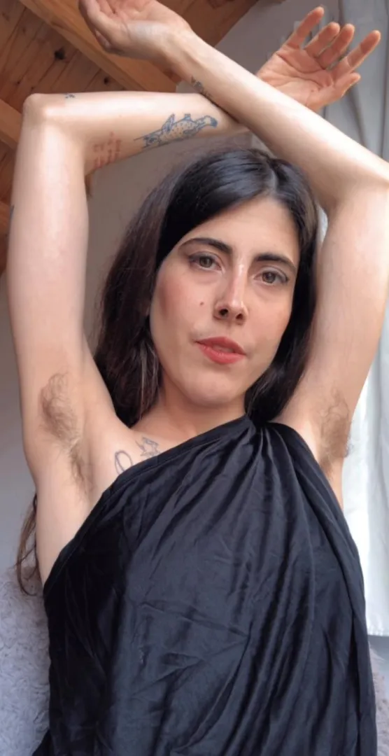 worship the scent of delicious pheromones spreading from my sacred armpits