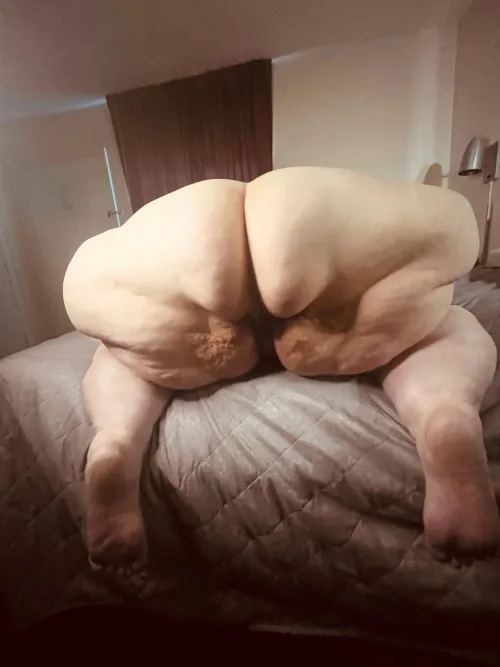 Would eat, fuck or pass.