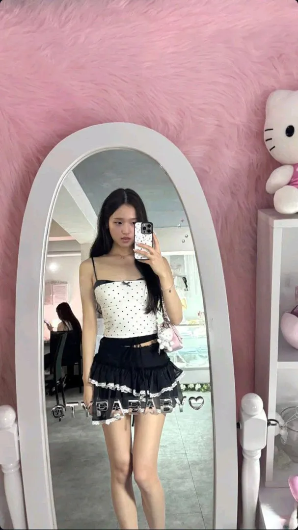 would u let me gag on ur cock if i looked up at u like this? :>