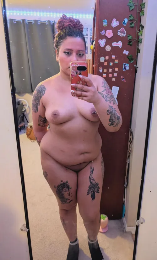Would you date a brown chubby mom?