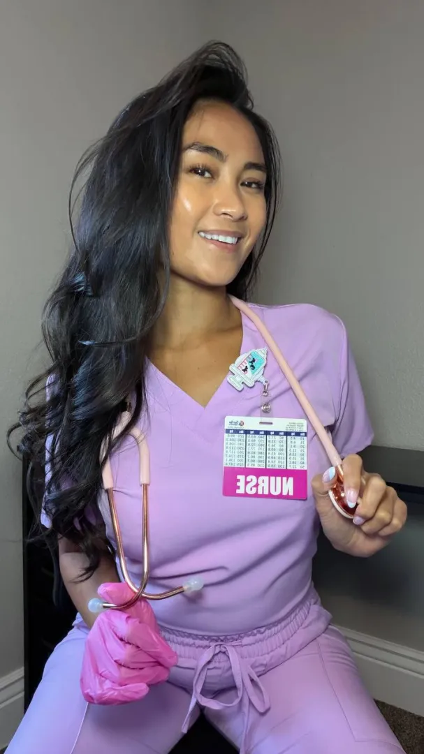 Would you ever fuck/date a nurse you've met on reddit? 